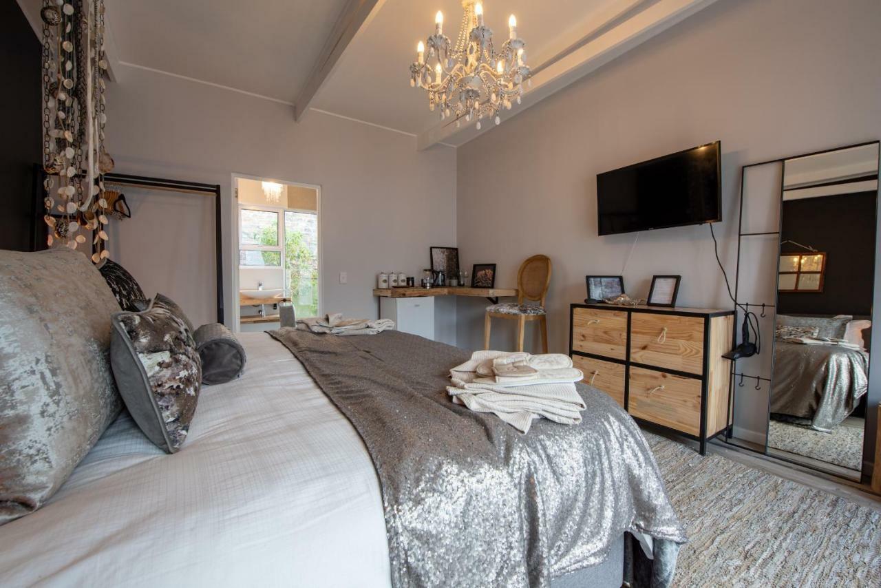 Salt Boutique Guesthouse By Curiocity (Adults Only) Bloubergstrand Exterior photo