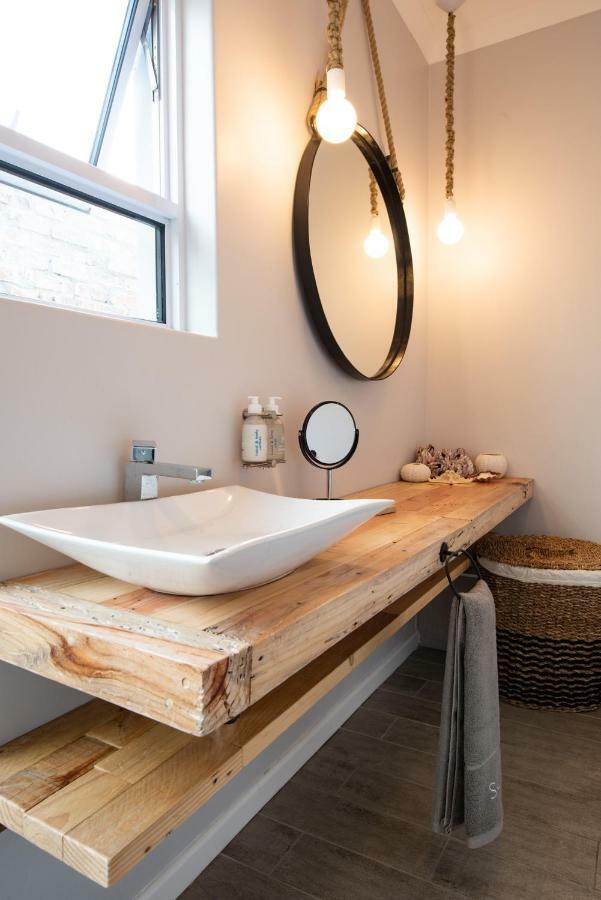 Salt Boutique Guesthouse By Curiocity (Adults Only) Bloubergstrand Exterior photo