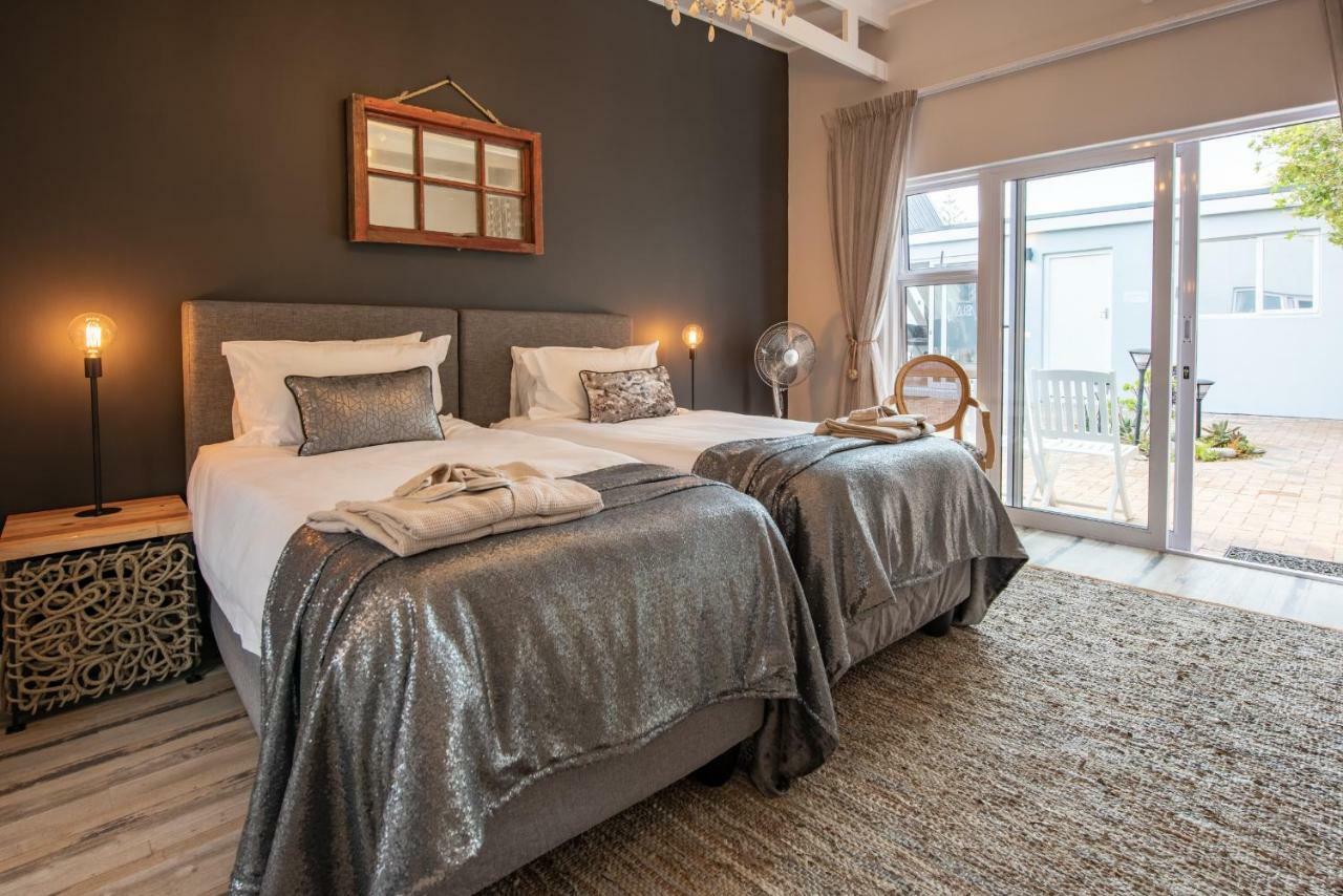 Salt Boutique Guesthouse By Curiocity (Adults Only) Bloubergstrand Exterior photo