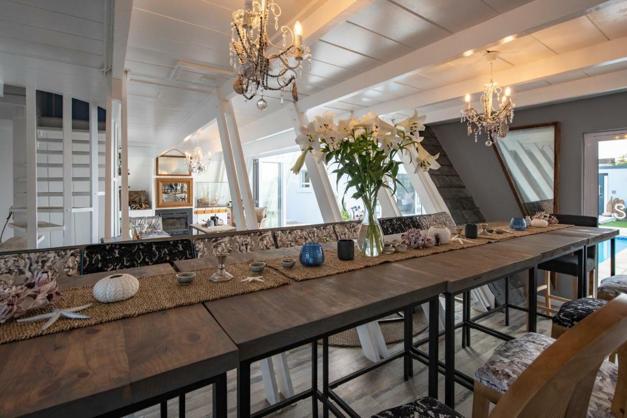 Salt Boutique Guesthouse By Curiocity (Adults Only) Bloubergstrand Exterior photo