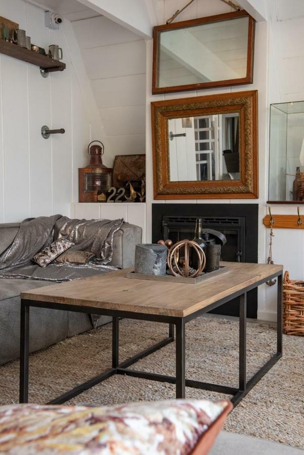 Salt Boutique Guesthouse By Curiocity (Adults Only) Bloubergstrand Exterior photo
