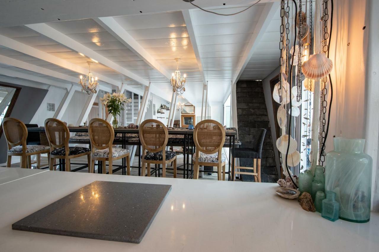 Salt Boutique Guesthouse By Curiocity (Adults Only) Bloubergstrand Exterior photo